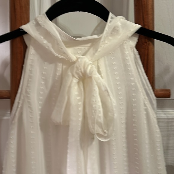 Calvin Klein Women’s Sleeveless Blouses in Pink and Cream, Size 16 NWT - Picture 4 of 16